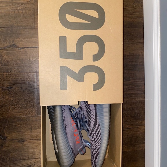AUTHENTIC YEEZY BOOST 350 BELUGA 2.0 - Picture 7 of 7